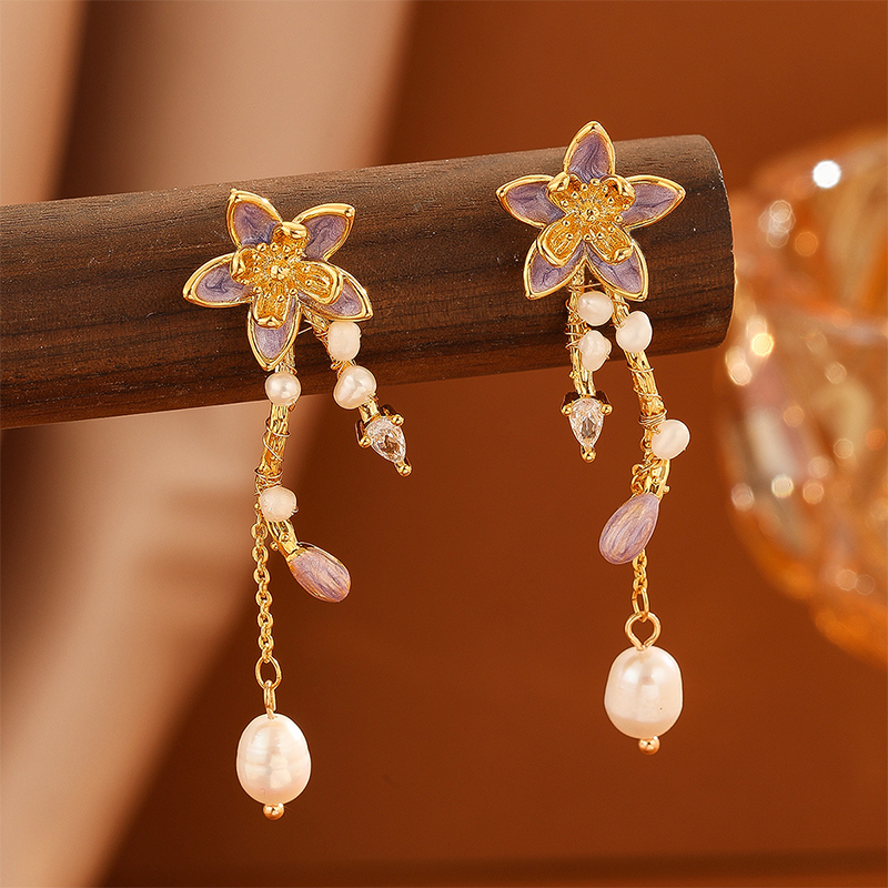 1 Pair Simple Style British Style Pentagram Flower Inlay Copper Crystal Freshwater Pearl Drop Earrings display picture 2