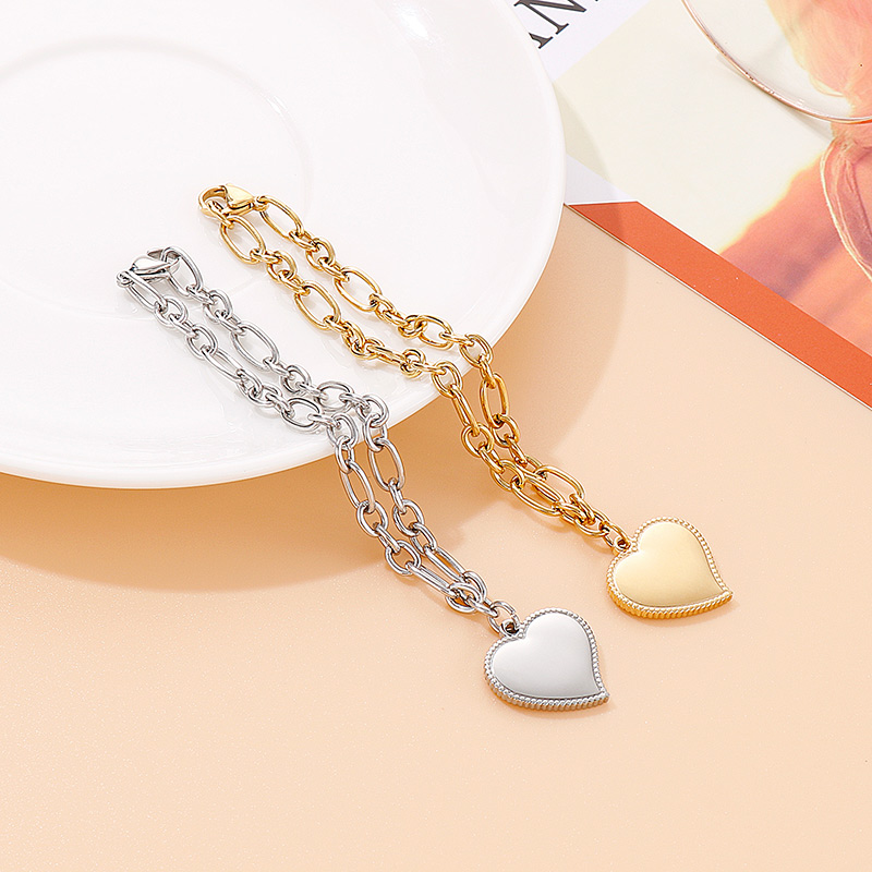 Simple Style Heart Shape Stainless Steel 18K Gold Plated Bracelets In Bulk display picture 3