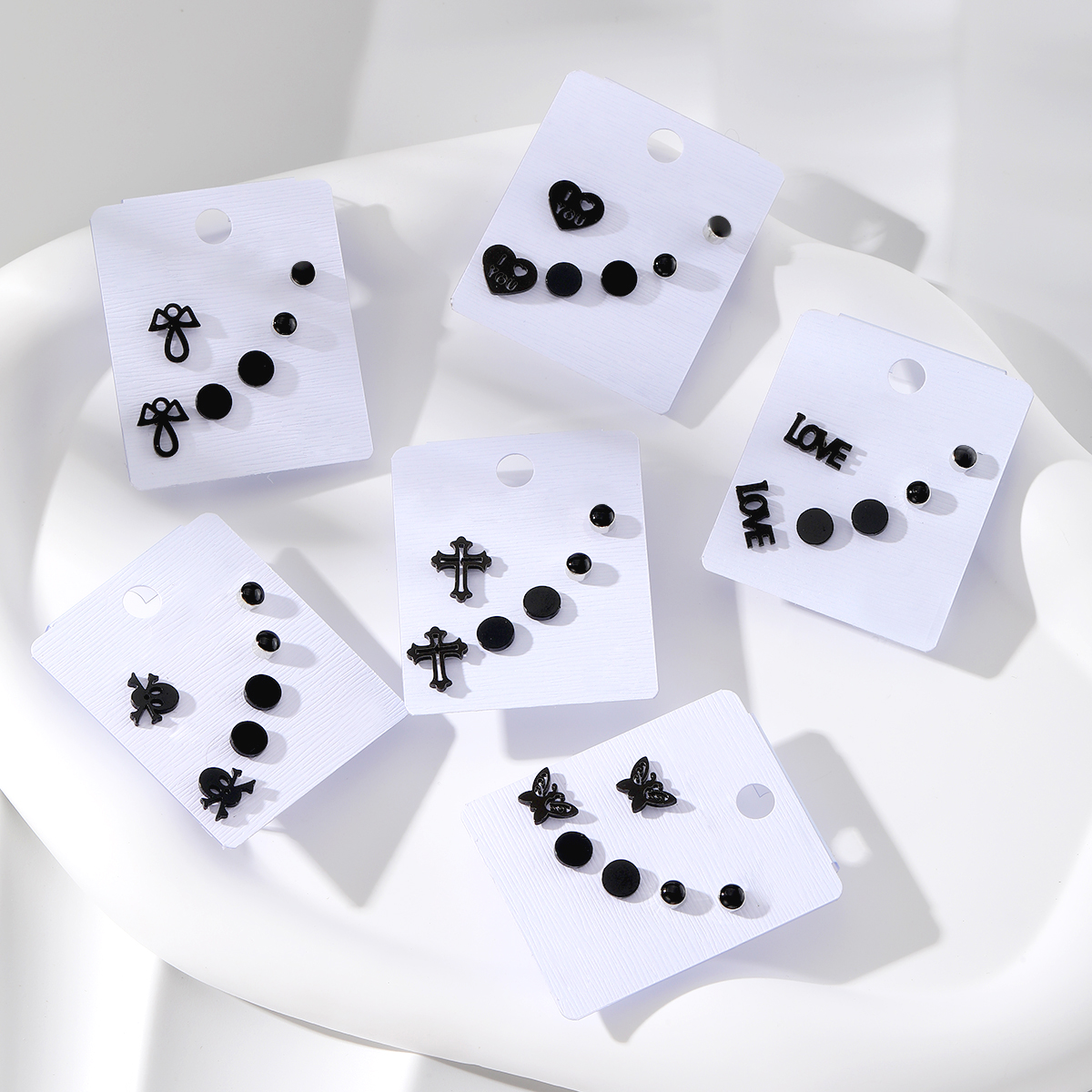 1 Set Cute Simple Style Butterfly Alloy Ear Studs display picture 11