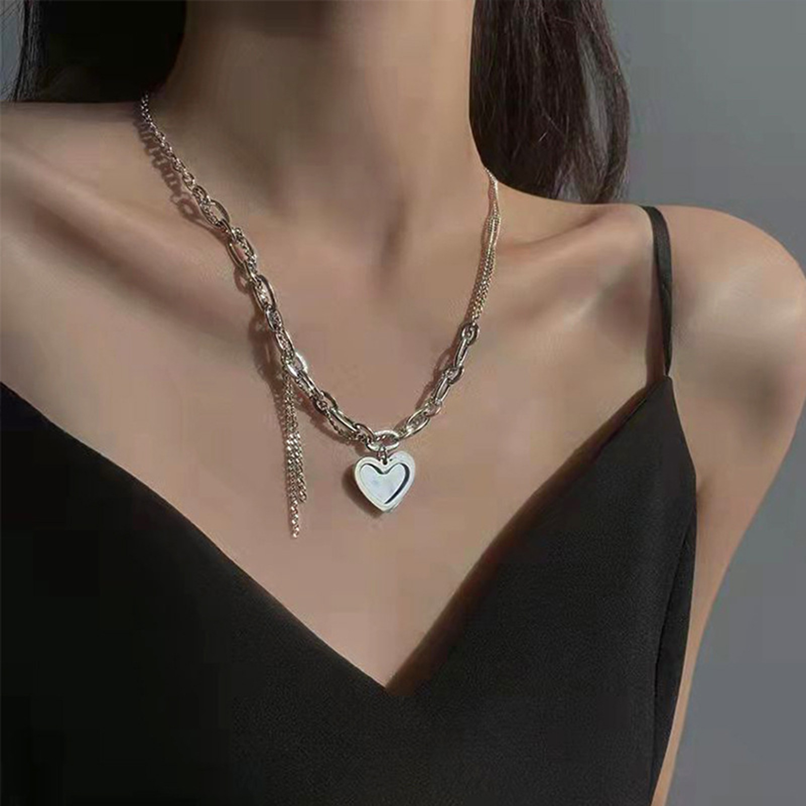 Hip-hop Rock Heart Shape Alloy Women's Pendant Necklace display picture 2