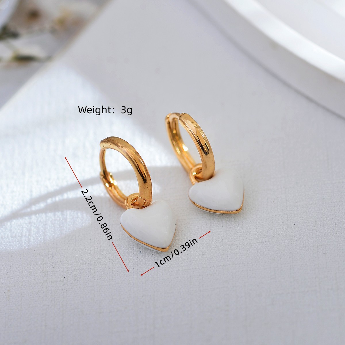 1 Pair Simple Style Heart Shape Enamel Copper Drop Earrings display picture 2