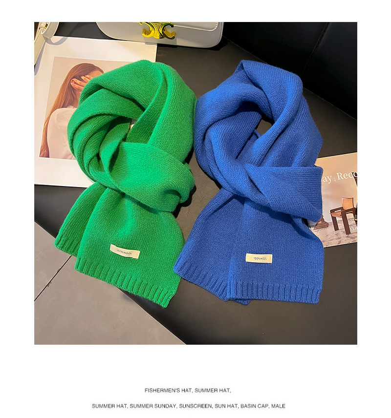 Unisex Sweet Solid Color Fleece Scarf display picture 6