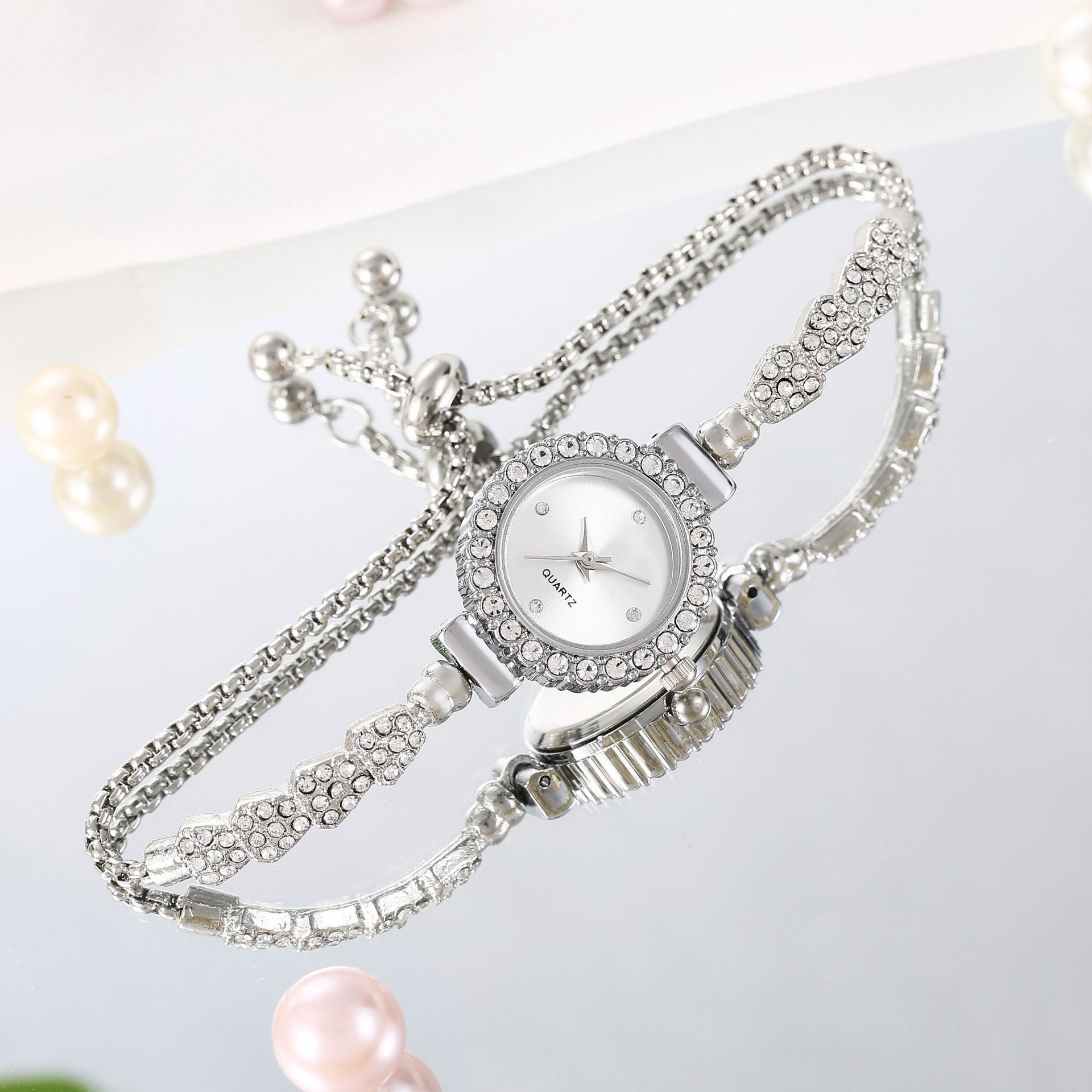 Classic Style Solid Color Telescopic Rope Quartz Women's Watches display picture 10