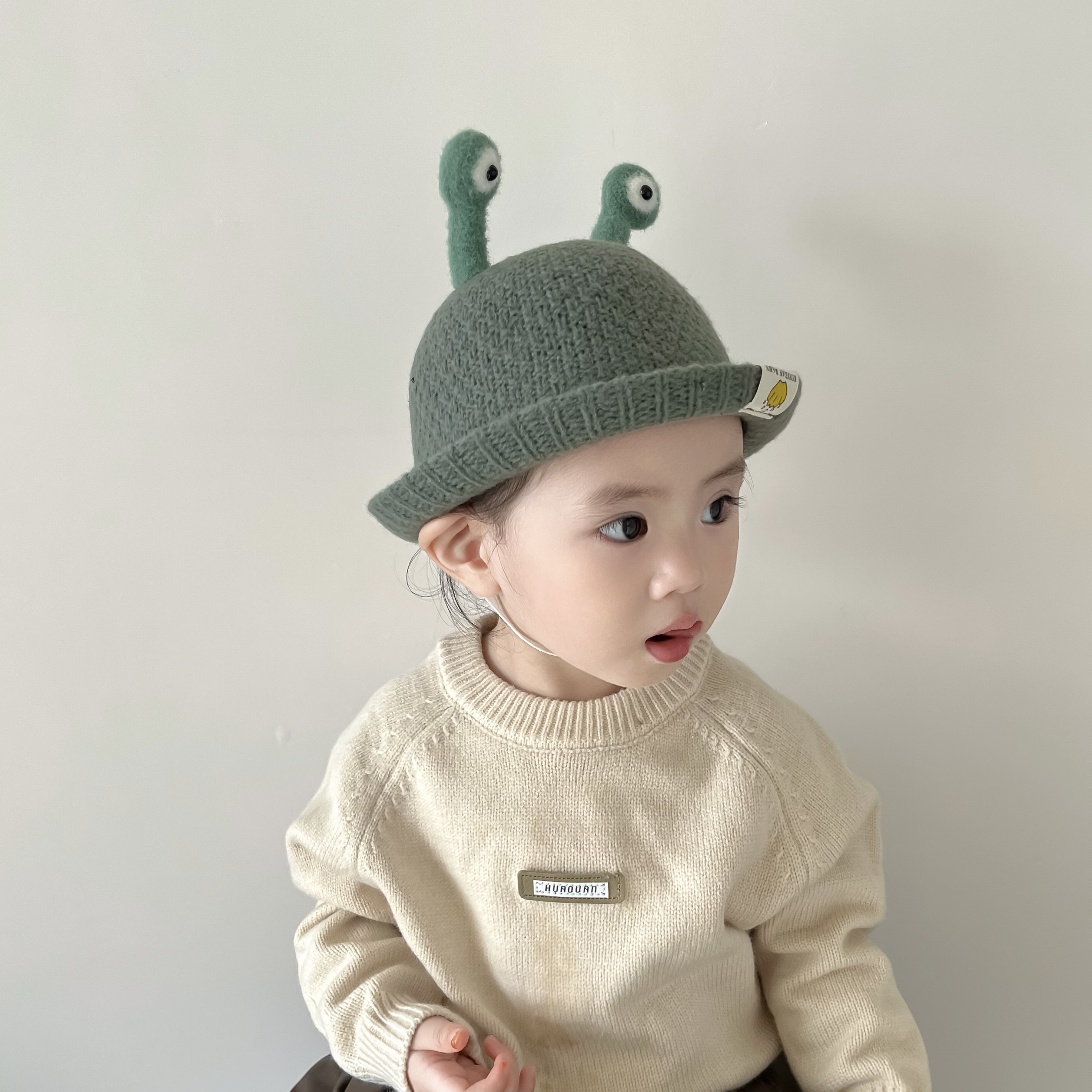 Children Unisex Casual Cute Solid Color Bucket Hat display picture 4