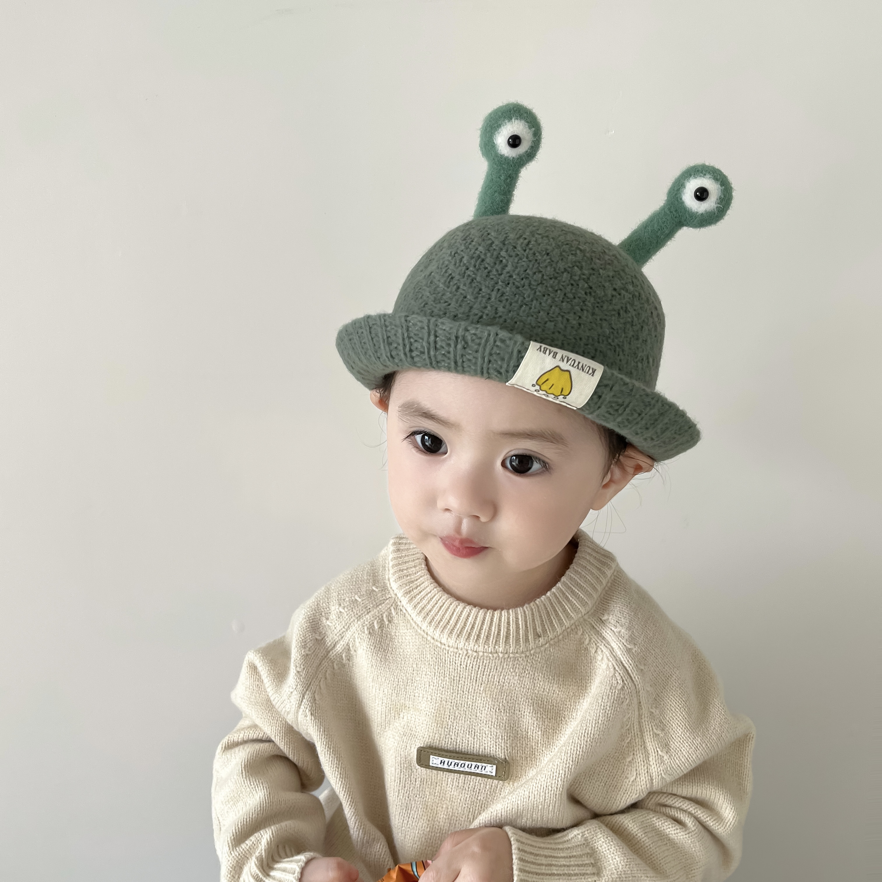 Children Unisex Casual Cute Solid Color Bucket Hat display picture 6