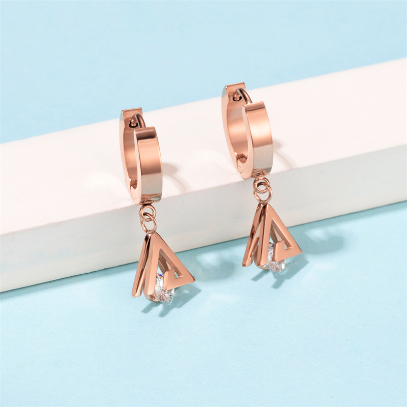 1 Pair Casual Simple Style Triangle Rhombus Plating Inlay Stainless Steel Titanium Steel Zircon Rose Gold Plated Drop Earrings display picture 3
