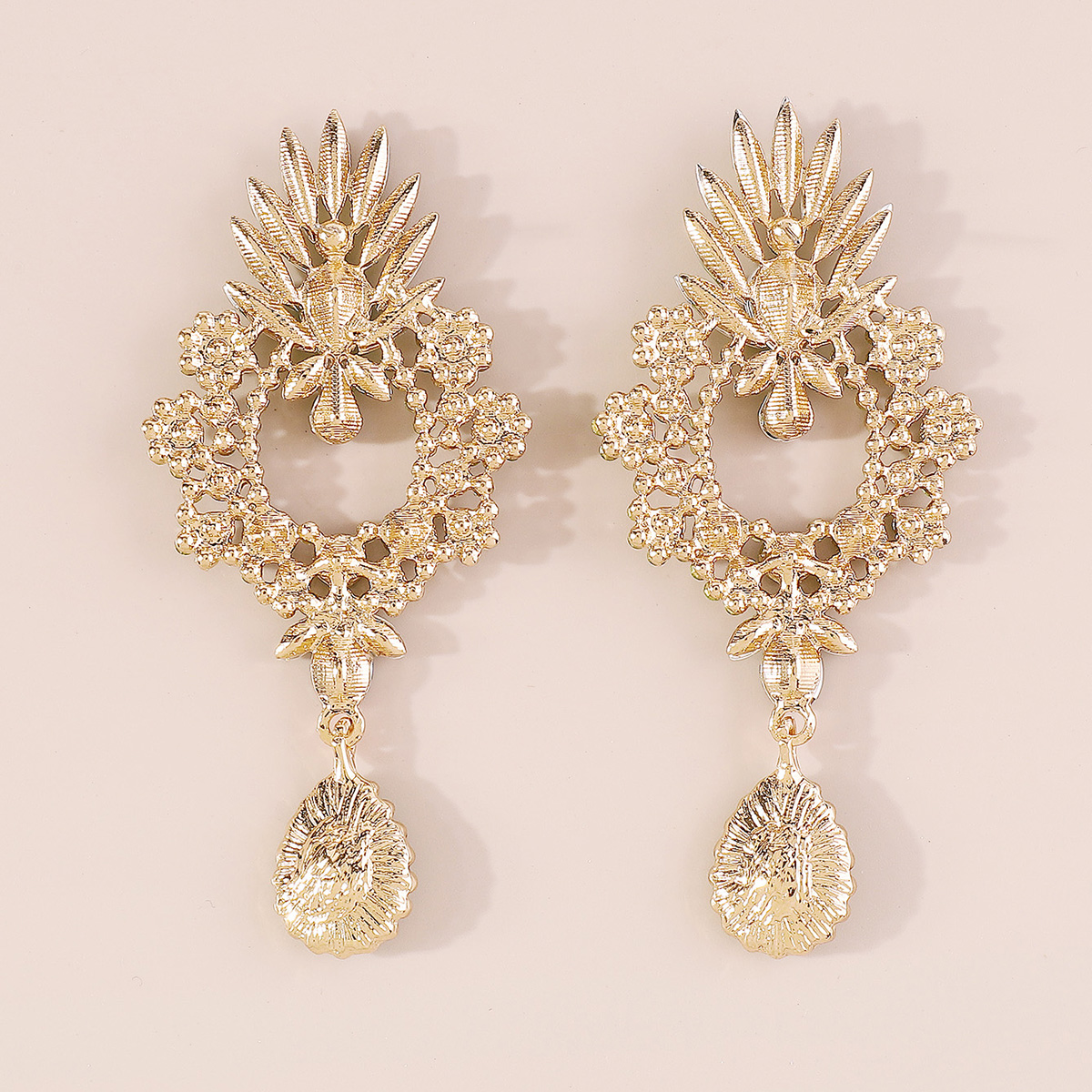 1 Pair Elegant Round Inlay Alloy Rhinestones Drop Earrings display picture 9