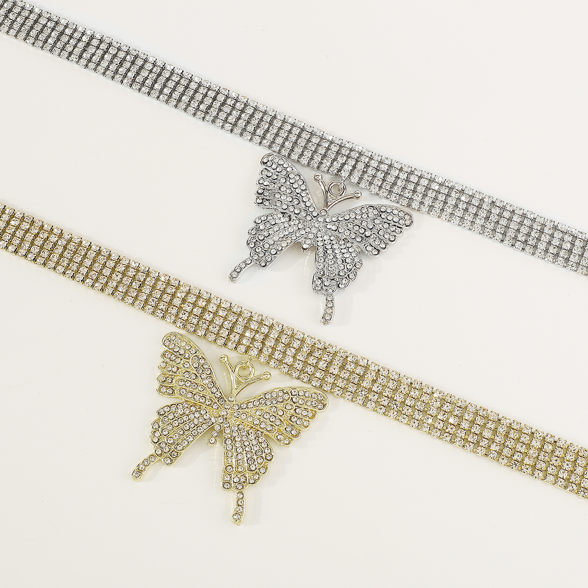 Großhandel Schmuck Elegant Schmetterling Eisen Strasssteine Inlay Halskette Mit Anhänger display picture 12
