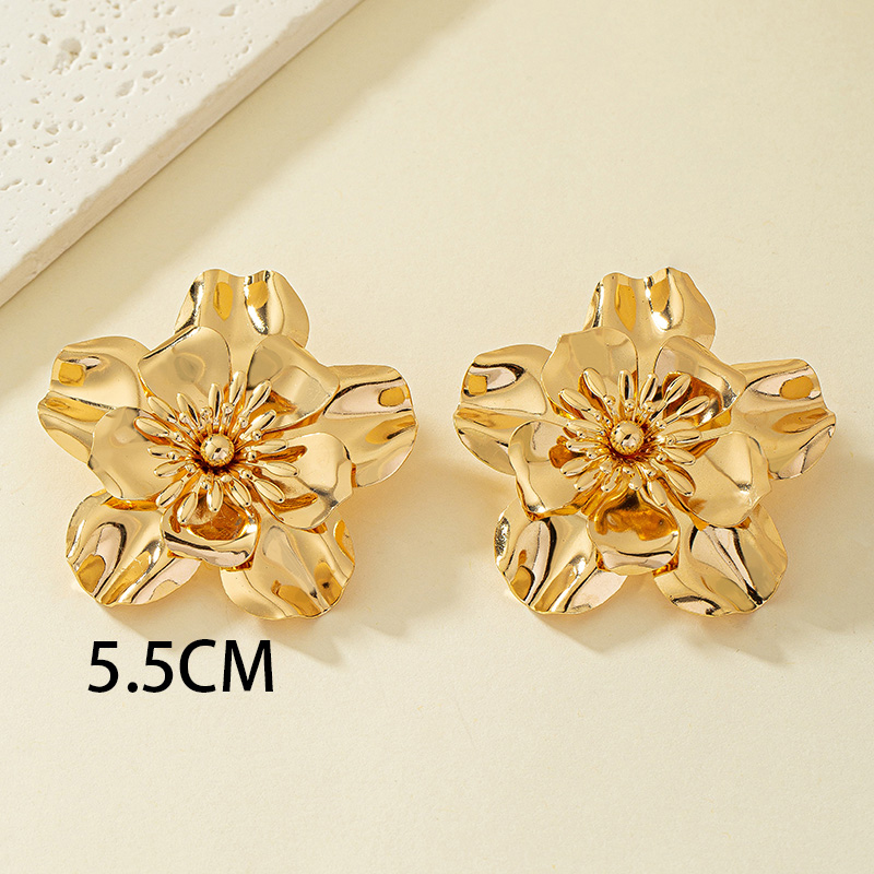 1 Pair Classical Flower Plating Alloy 14k Gold Plated Ear Studs display picture 5