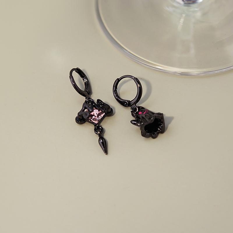 1 Pair Cute Vintage Style Funny Ghost Plating Inlay Copper Alloy Zircon Drop Earrings display picture 1