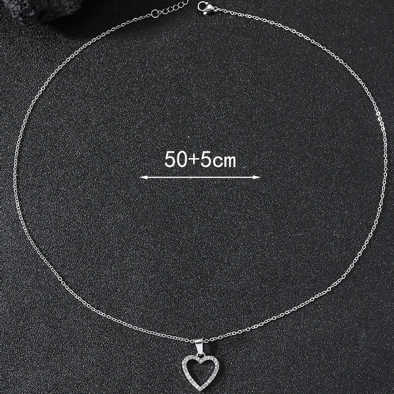 Simple Style Heart Shape Alloy Titanium Steel Inlay Rhinestones Pendant Necklace display picture 2