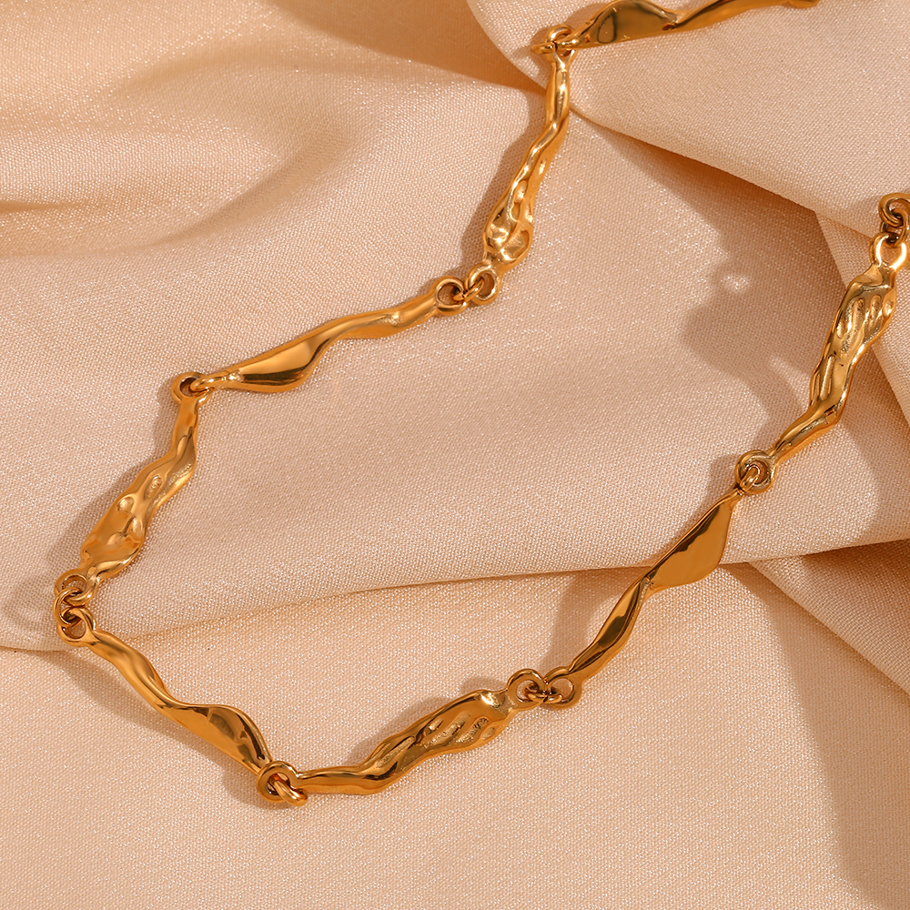 Vintage-stil Einfarbig Rostfreier Stahl Überzug 18 Karat Vergoldet Armbänder Halskette display picture 6