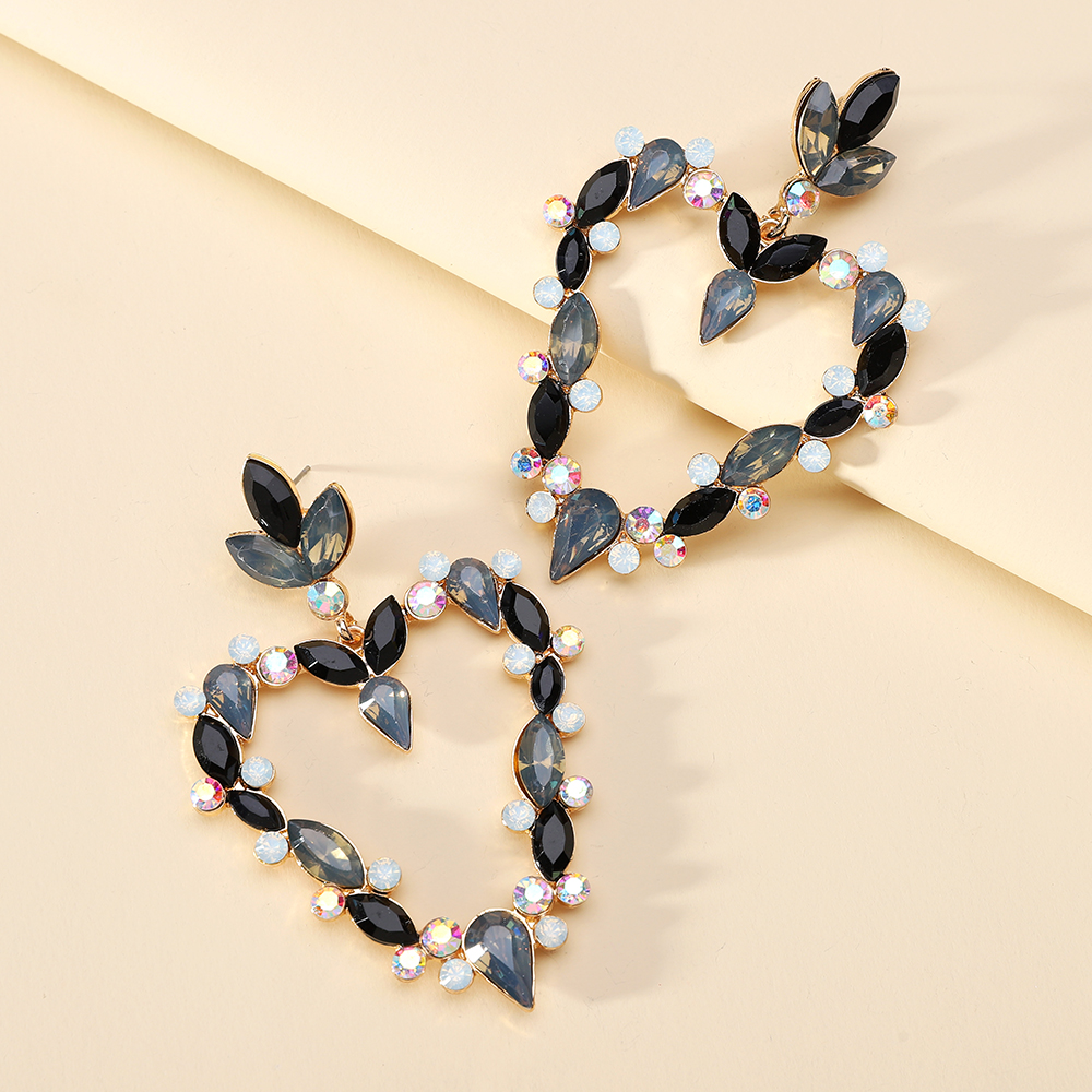 Wholesale Jewelry Exaggerated Luxurious Romantic Heart Shape Zinc Alloy Rhinestones Plating Inlay Drop Earrings display picture 9