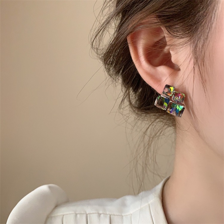 1 Pair Classic Style Color Block Alloy Ear Studs display picture 2