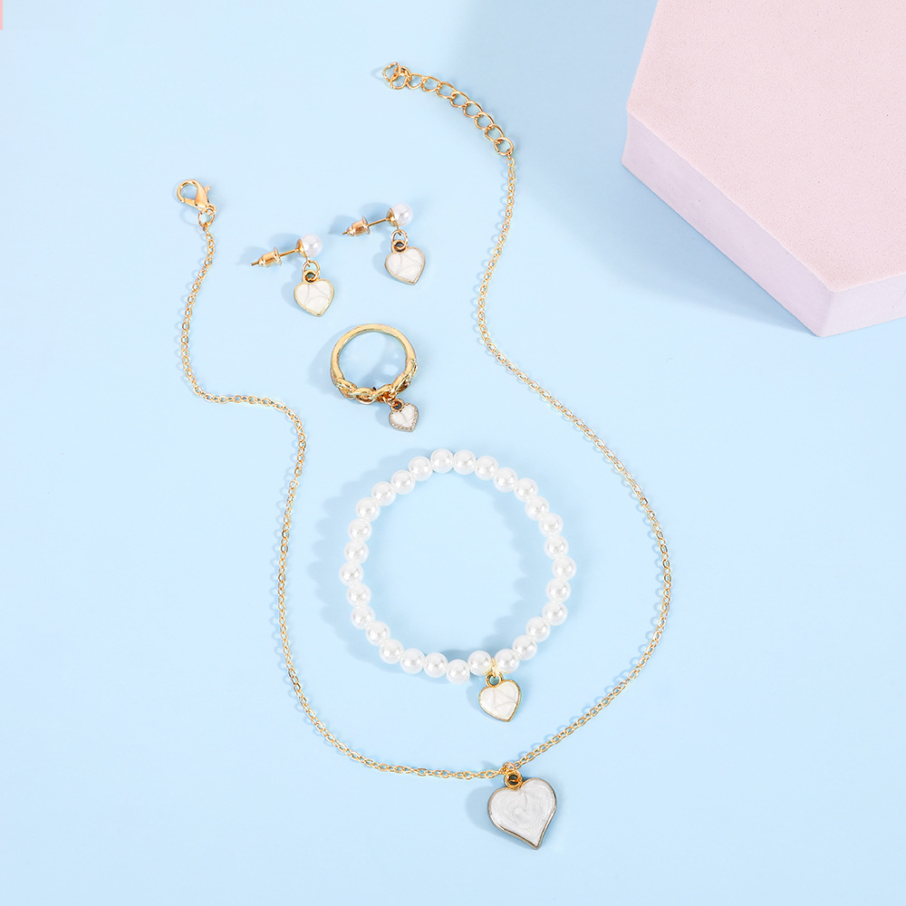 Simple Style Heart Shape Alloy Enamel Girl's Bracelets Earrings Necklace display picture 3