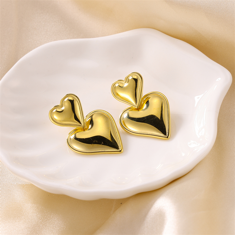 1 Pair Cute Sweet Heart Shape Stainless Steel Earrings display picture 2