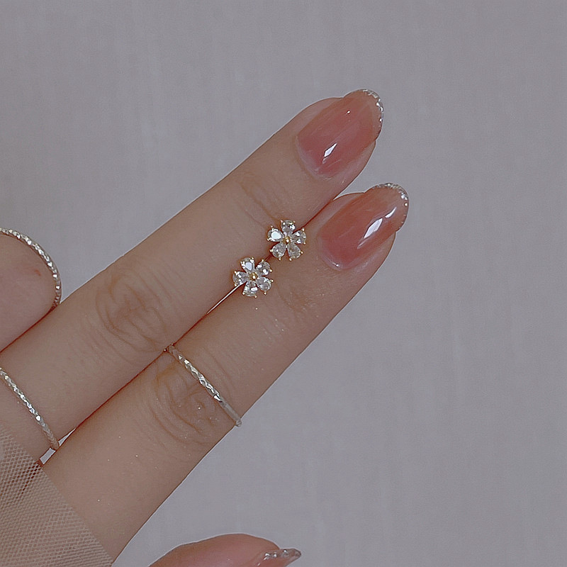 1 Pair Sweet Simple Style Flower Plating Inlay Copper Zircon Gold Plated Silver Plated Ear Studs display picture 1