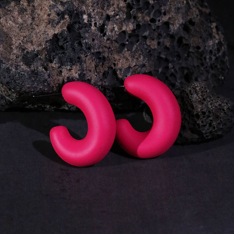 1 Pair Simple Style C Shape Arylic Ear Studs display picture 21