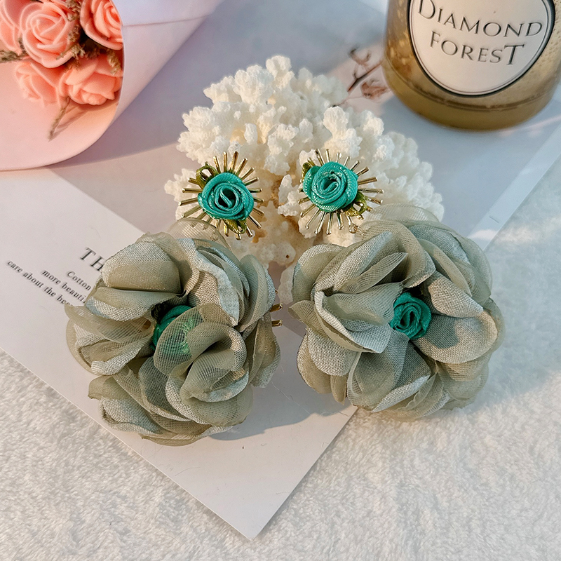 1 Pair Sweet Flower Alloy Cloth Drop Earrings display picture 5