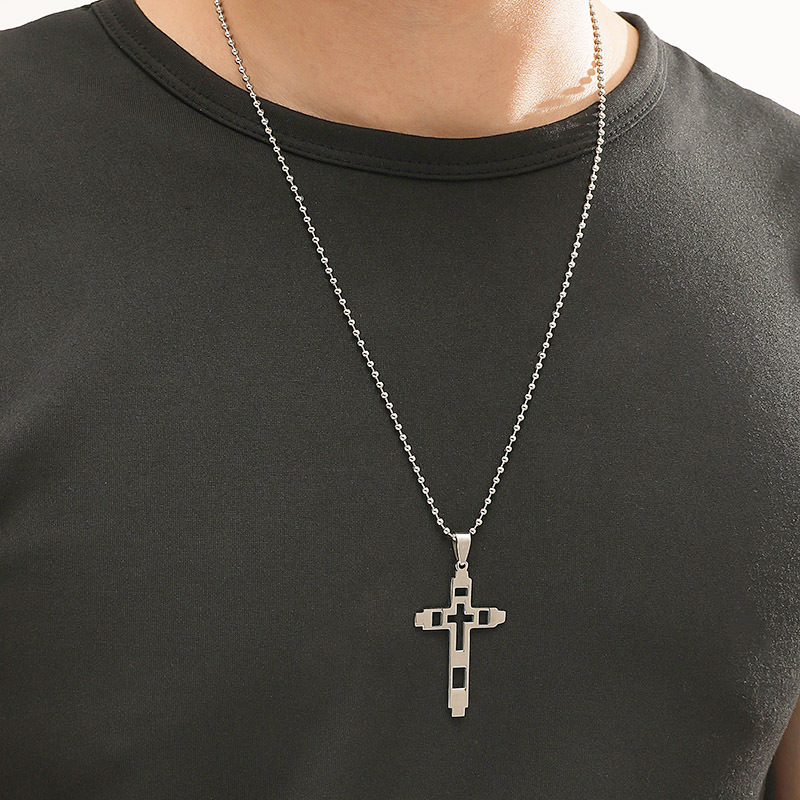 Simple Style Cross Titanium Steel Plating Men's Pendant Necklace display picture 7