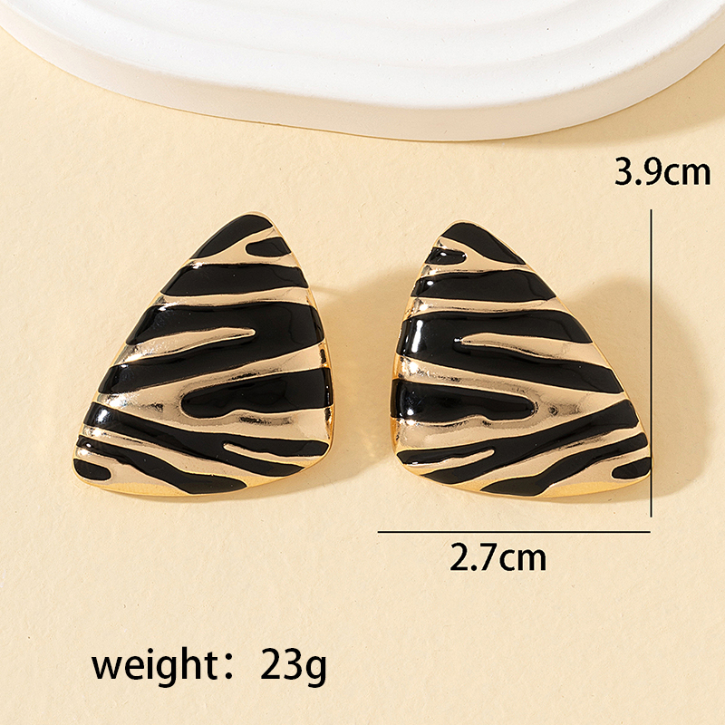 1 Pair Lady Streetwear Zebra Plating Alloy Gold Plated Ear Studs display picture 1
