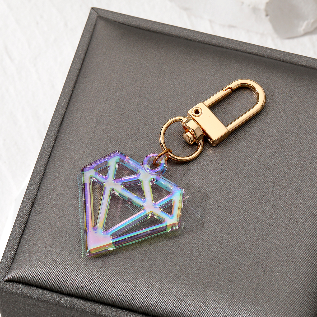 Cross-border Cute New Japanese And Korean Colorful Simple Heart Keychain Laser Translucent Acrylic Gem Shape Creative Bag Pendant display picture 6