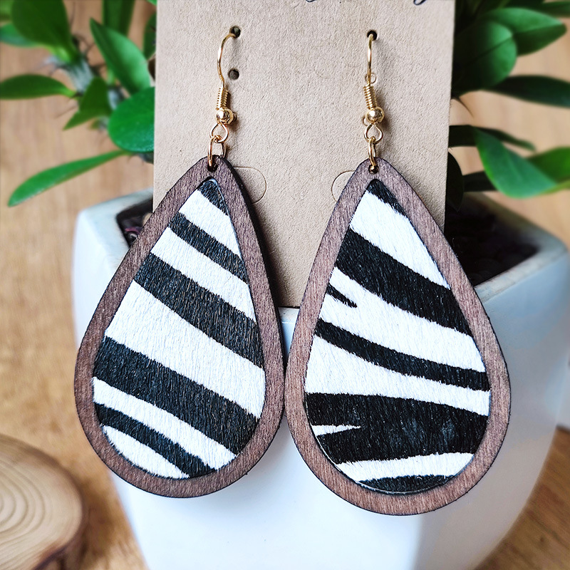 1 Pair Cowboy Style Zebra Wood Leather Drop Earrings display picture 4
