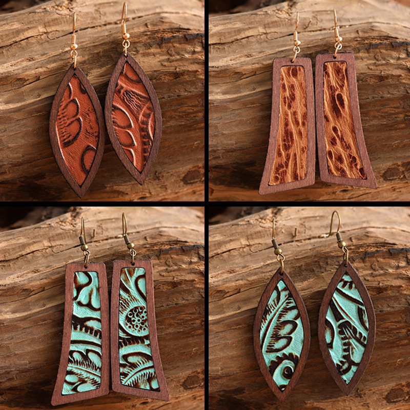 1 Pair Retro Fish Wood Leather Copper Drop Earrings display picture 2