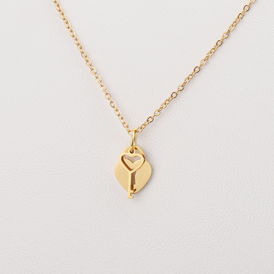Titanium Steel 18K Gold Plated Simple Style Commute Heart Shape None Pendant Necklace display picture 5
