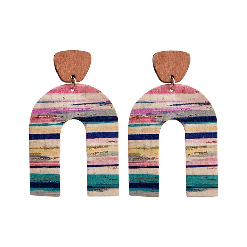 1 Pair Lady Streetwear U Shape Geometric Wood Drop Earrings display picture 6