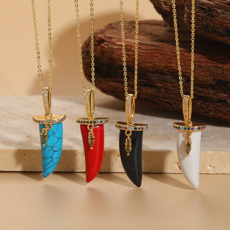 Casual Classic Style Streetwear Geometric Resin Copper Plating Inlay Zircon 14k Gold Plated Pendant Necklace display picture 2