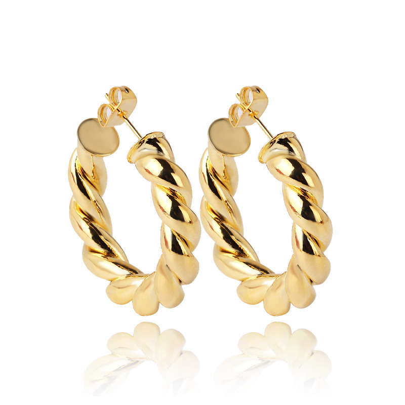 1 Pair Simple Style C Shape Twist Plating Copper 18k Gold Plated Ear Studs display picture 4