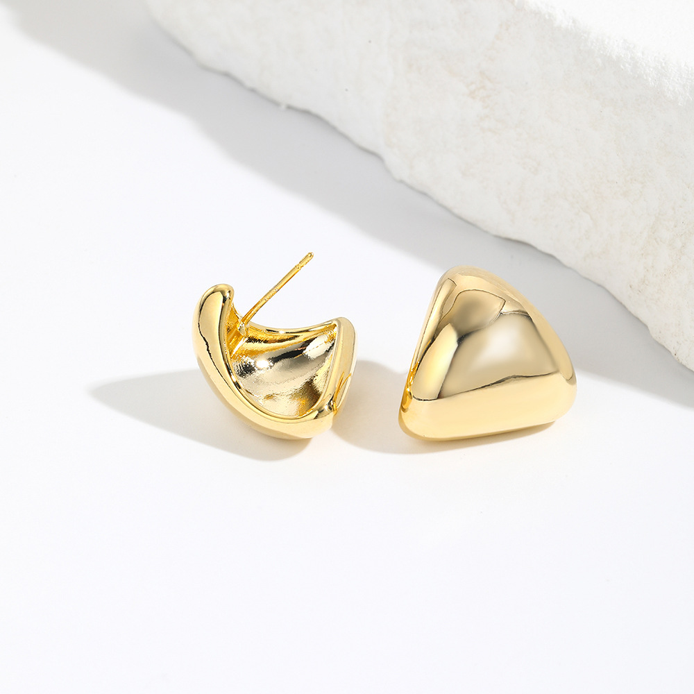 1 Pair Simple Style Triangle Plating Brass 18k Gold Plated Ear Studs display picture 4