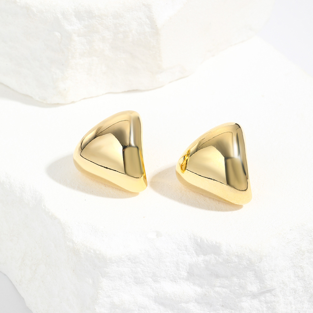 1 Pair Simple Style Triangle Plating Brass 18k Gold Plated Ear Studs display picture 5