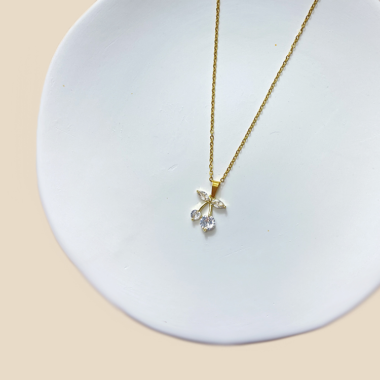 Simple Style Letter Graffiti Fish Stainless Steel Copper White Gold Plated Gold Plated Rhinestones Zircon Pendant Necklace In Bulk display picture 4