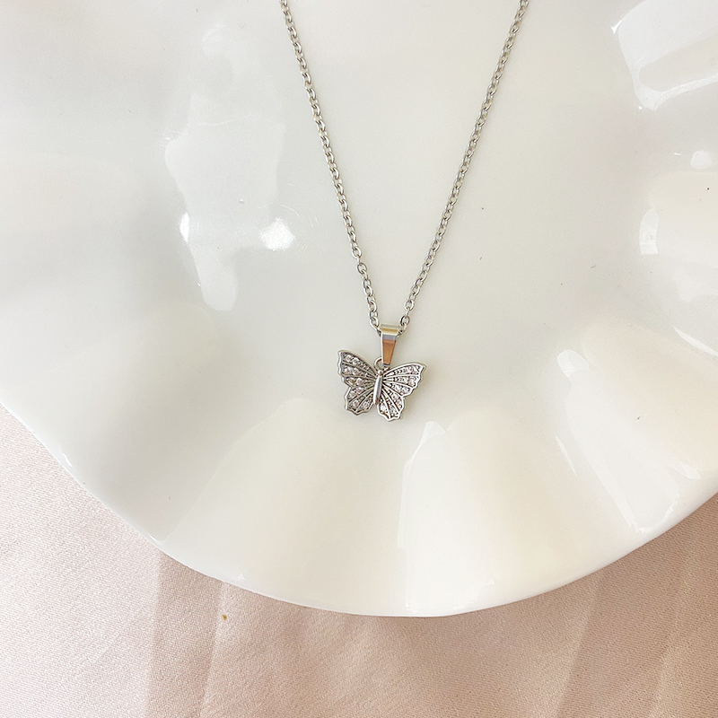 Simple Style Letter Graffiti Fish Stainless Steel Copper White Gold Plated Gold Plated Rhinestones Zircon Pendant Necklace In Bulk display picture 8