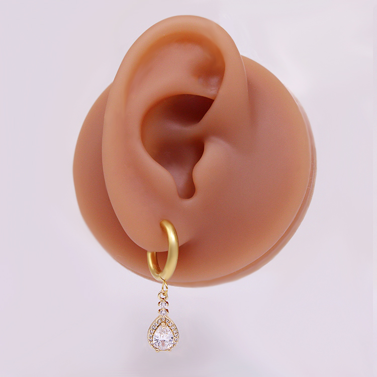 1 Pair Simple Style Sun Gem Maple Leaf Plating Inlay Stainless Steel Copper Rhinestones Zircon White Gold Plated Gold Plated Drop Earrings display picture 13