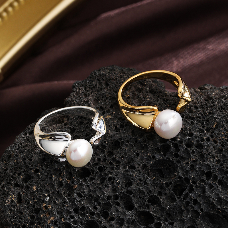 Ig Style Simple Style Round Copper Plating Inlay Pearl 18k Gold Plated Silver Plated Open Rings display picture 6