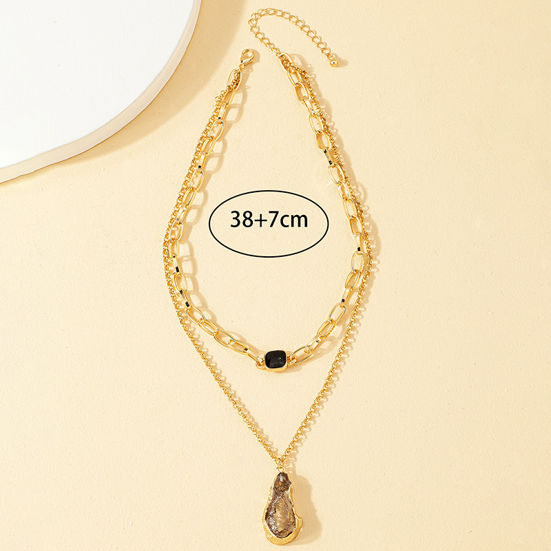 Elegant Simple Style Irregular Resin Alloy Wholesale Layered Necklaces display picture 5