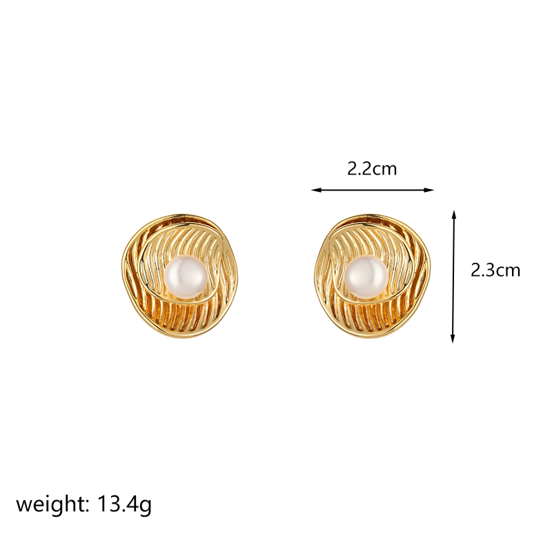 1 Pair Simple Style Commute Solid Color Layered Plating Inlay Copper Pearl 18k Gold Plated Ear Studs display picture 1