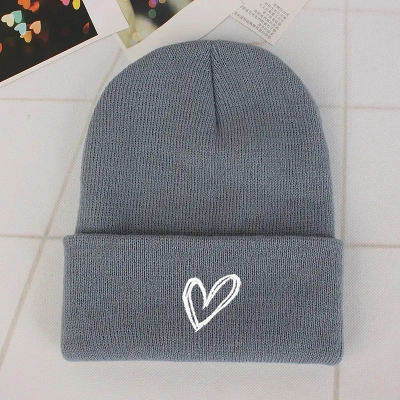 Unisex Casual Simple Style Heart Shape Embroidery Eaveless Beanie Hat display picture 1