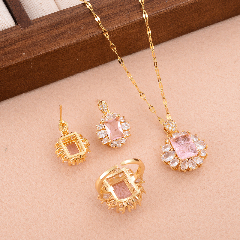 Lady Sweet Square Copper Plating Inlay Zircon Gold Plated Rings Earrings Necklace display picture 4