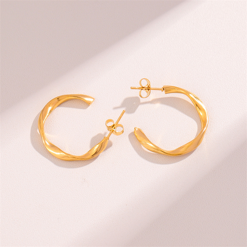 1 Par Retro Estilo Simple Ronda Enchapado Acero Inoxidable 201 Chapados en oro de 18k Aretes display picture 3