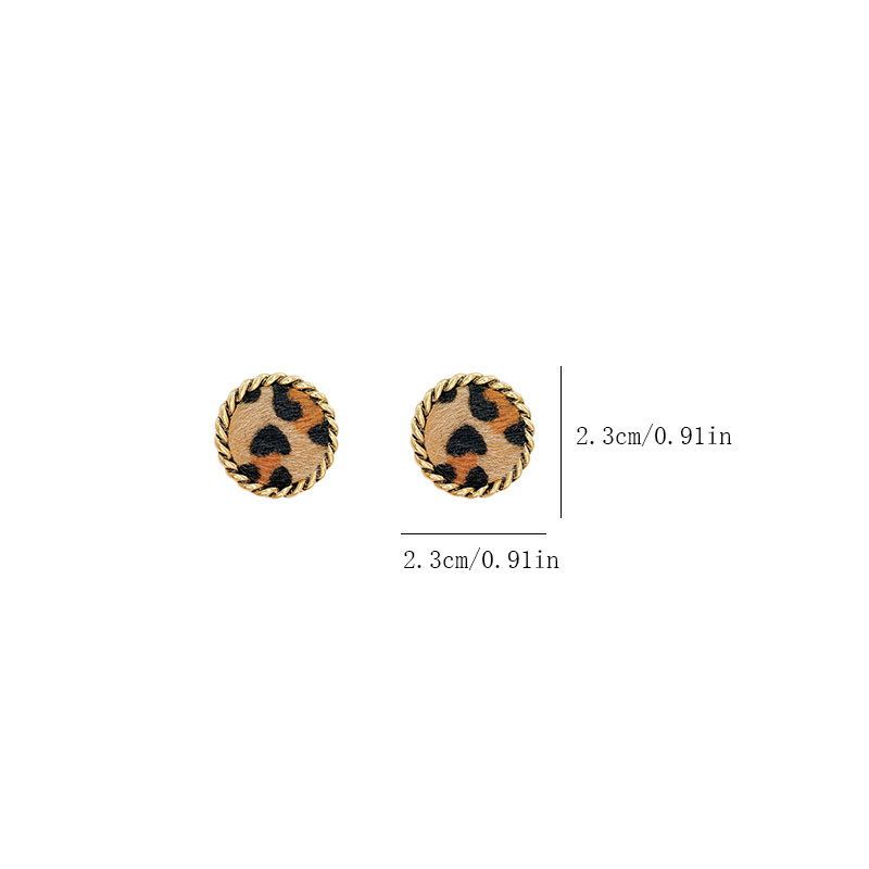 1 Pair Nordic Style Retro Commute Round Alloy Ear Studs display picture 1