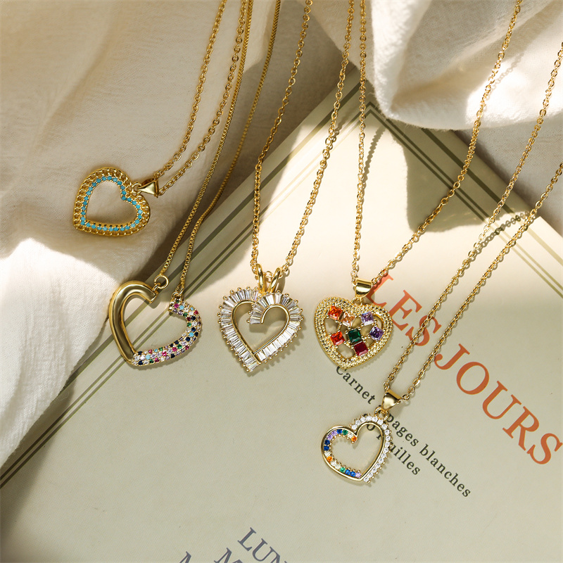 Ig Style Simple Style Heart Shape Copper Plating Inlay Zircon Gold Plated Pendant Necklace display picture 3