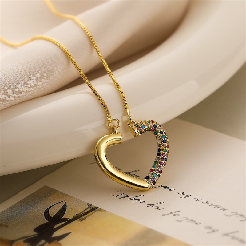 Ig Style Simple Style Heart Shape Copper Plating Inlay Zircon Gold Plated Pendant Necklace display picture 4