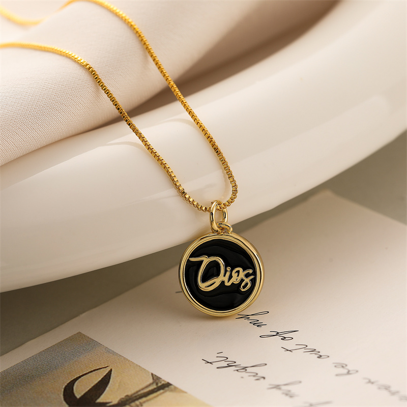 Ig-stil Einfacher Stil Herzform Kupfer Vergoldet Zirkon Halskette Mit Anhänger In Masse display picture 6