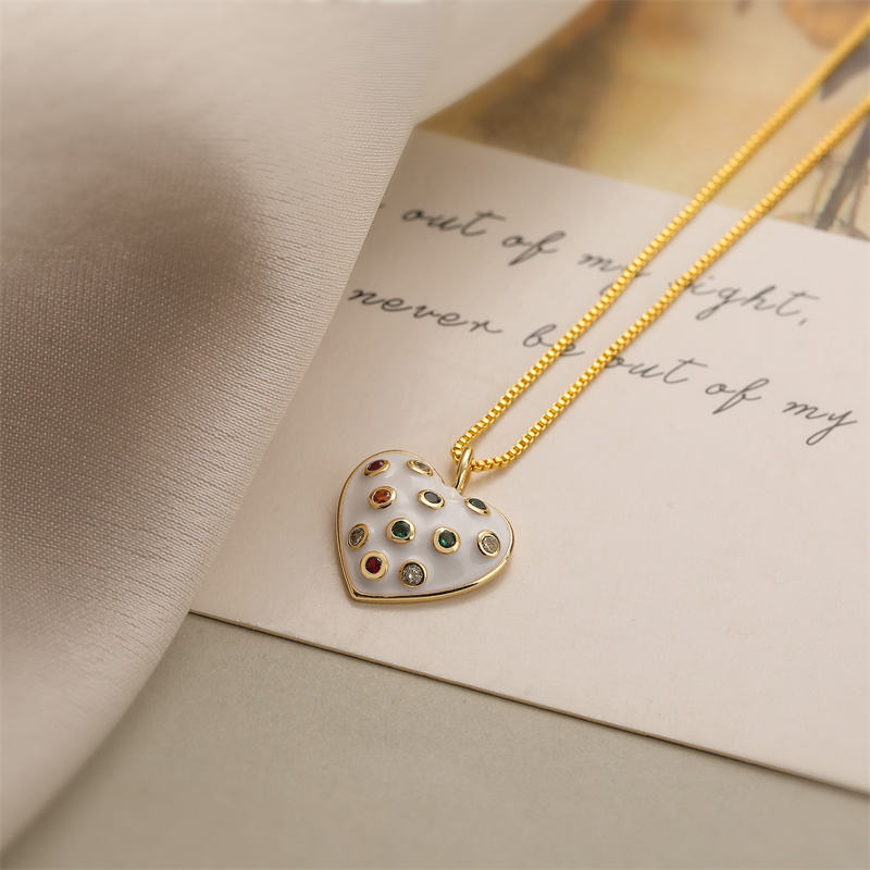 Ig Style Simple Style Heart Shape Copper Gold Plated Zircon Pendant Necklace In Bulk display picture 4