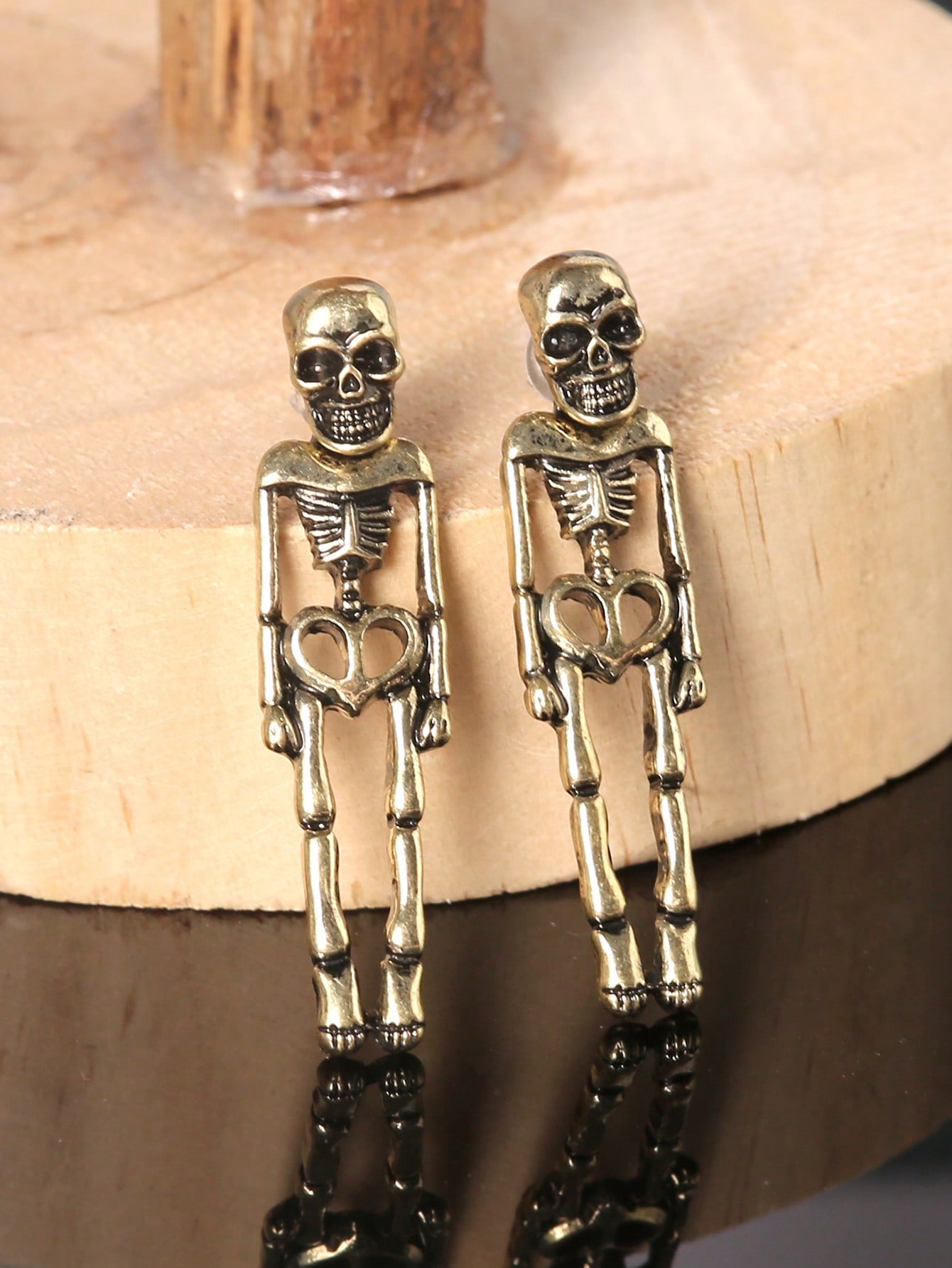 1 Pair Retro Cool Style Skull Copper Alloy Earrings display picture 1