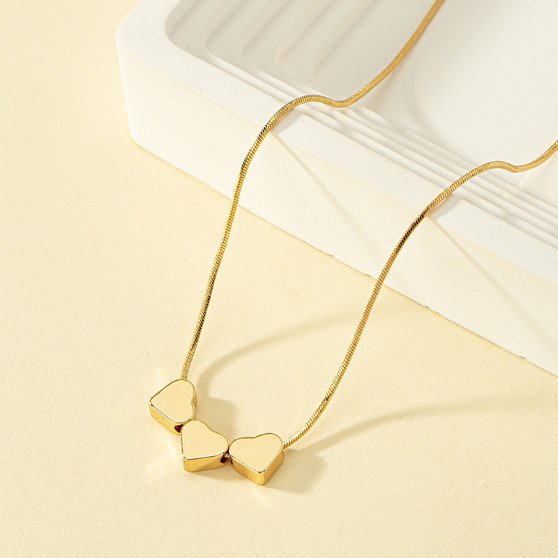 Einfacher Stil Pendeln Herzform Legierung Überzug 14 Karat Vergoldet Frau Halskette display picture 3